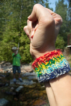Load image into Gallery viewer, Powerband Coming Up Rainbows